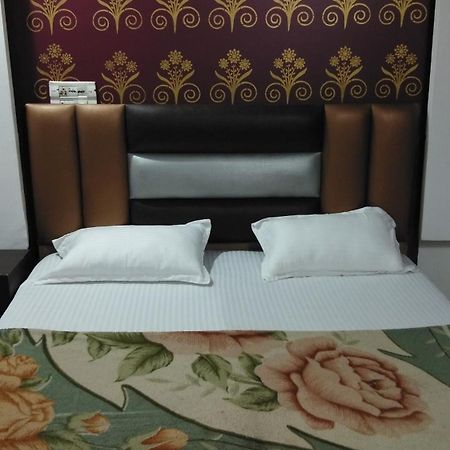 Hotel Euro International Νέο Δελχί Εξωτερικό φωτογραφία