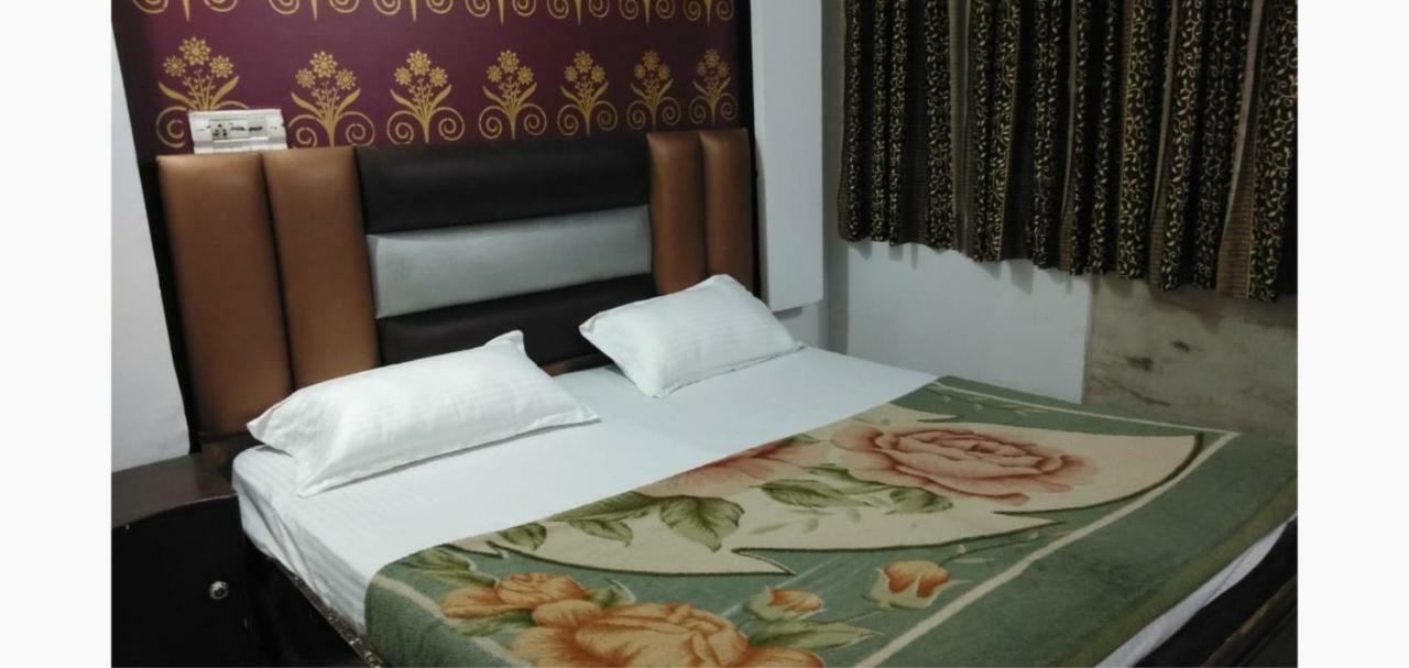 Hotel Euro International Νέο Δελχί Εξωτερικό φωτογραφία